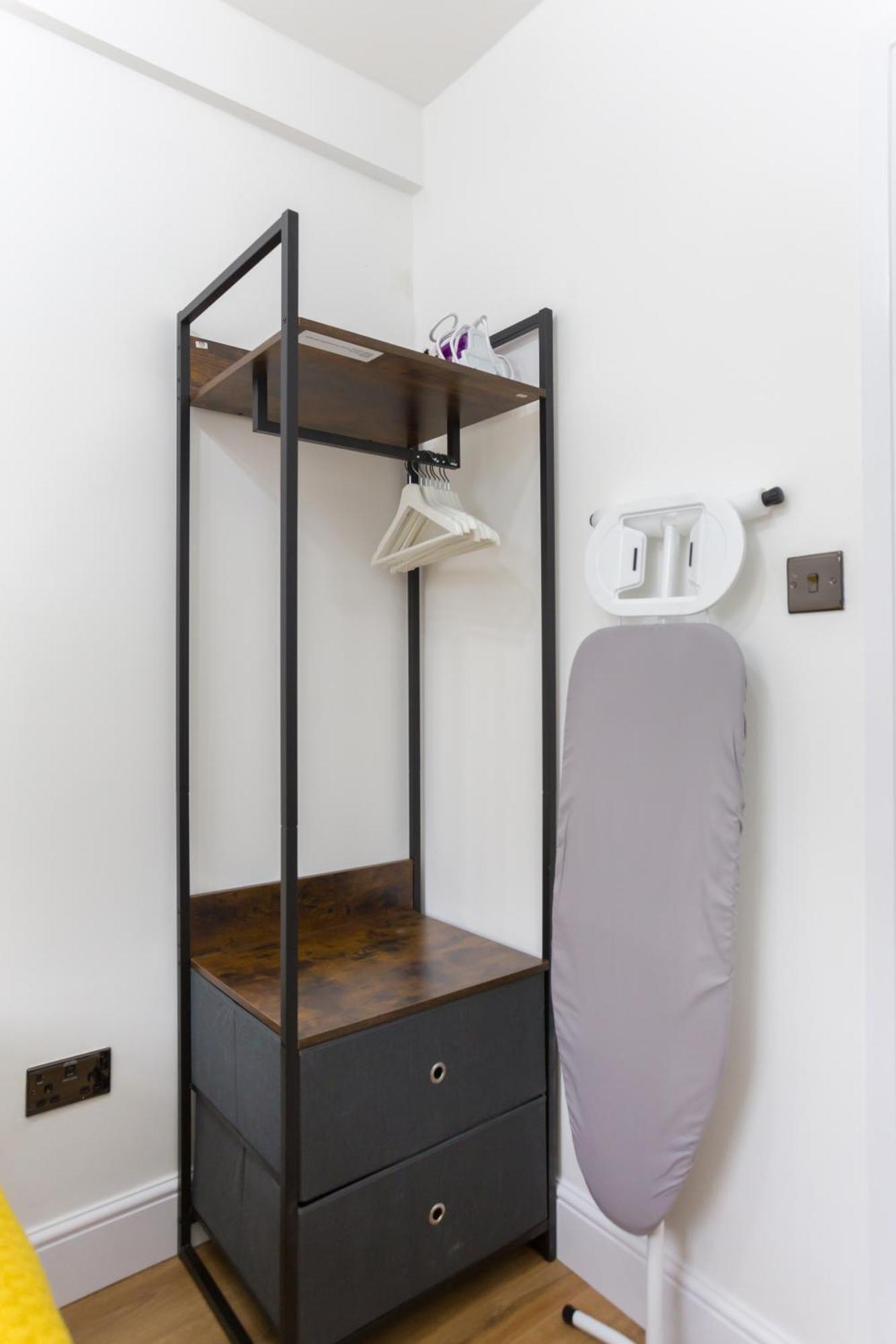 לונדון City Centre One Bedroom Apartment Next To Station, Newly Renovated מראה חיצוני תמונה